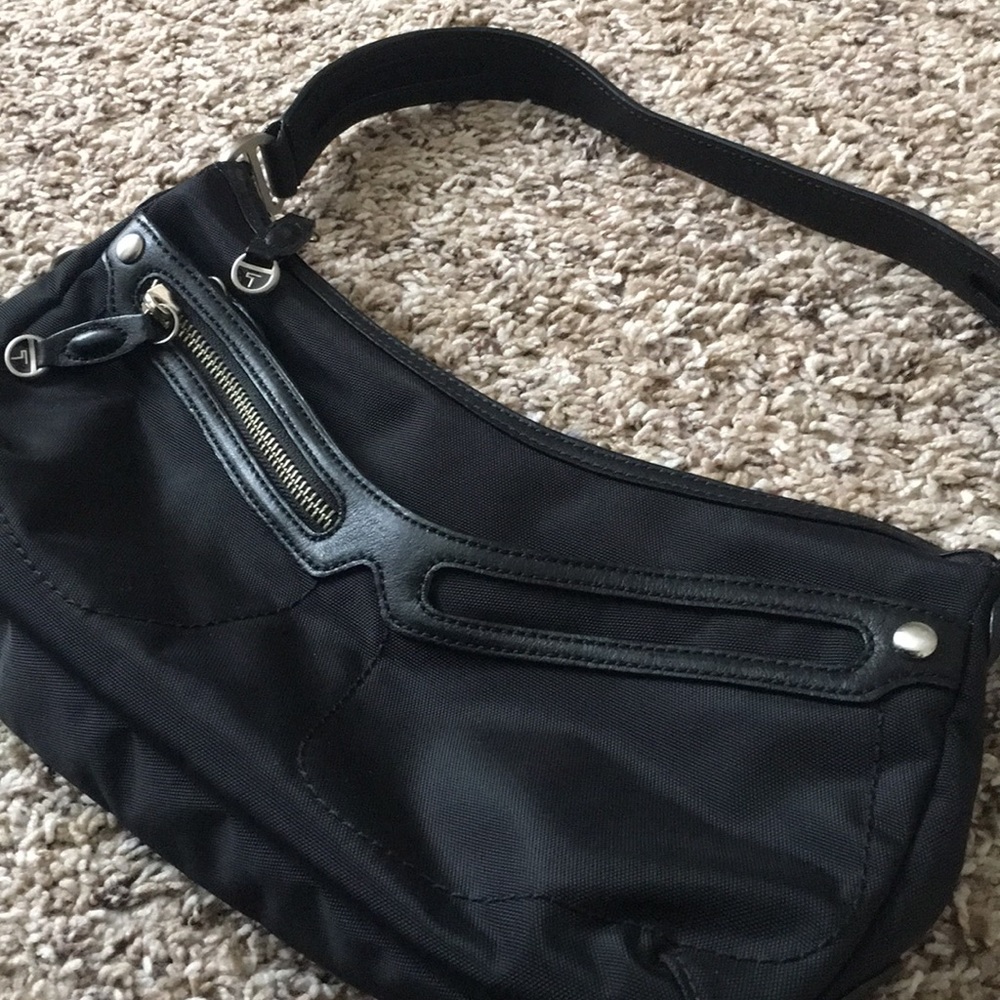 Tumi Small Nylon And Leather Bag - Picture 2 of 8